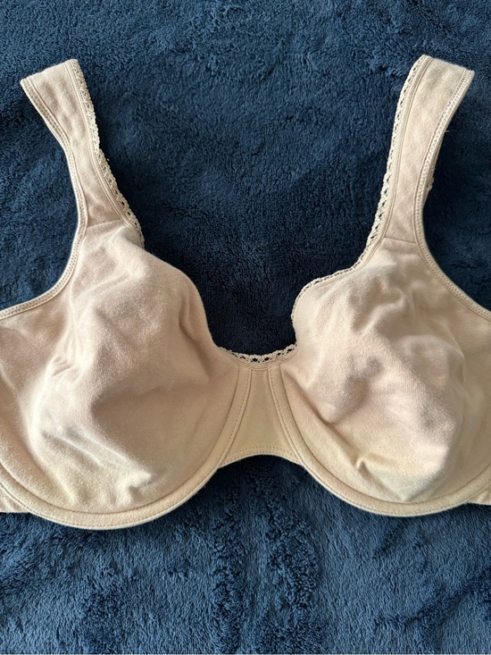 Other - Everyday Nude Underwire Bra - Comfortable Support. Size: 38D